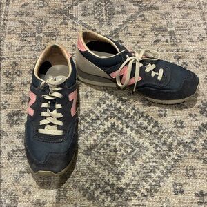 New Balance Sneakers